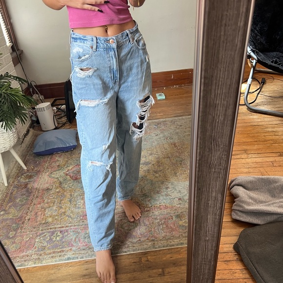 American Eagle Jeans - Picture 2 of 4